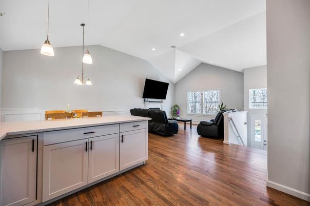 Interior, Living room, Pendant Lights, Recessed Lighting, Wood Texture Flooring