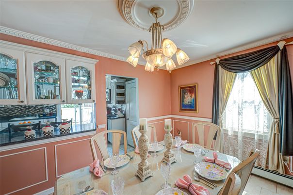 Dining room, Interior, Pendant Lights