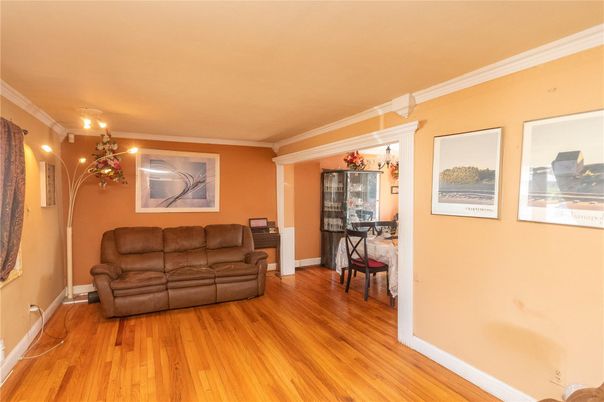 Chandelier, Interior, Wood Texture Flooring