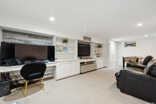 Game Room, Home Office, Interior, Recessed Lighting