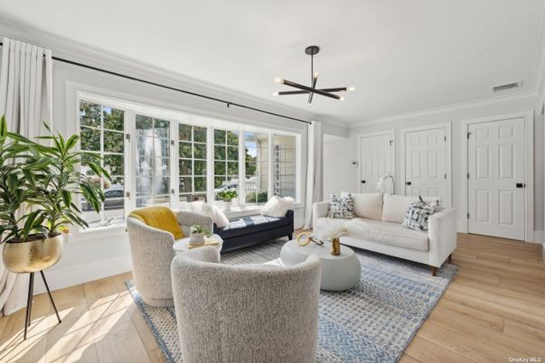 Interior, Living room, Pendant Lights, Wood Texture Flooring