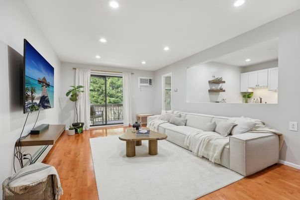 Interior, Living room, Recessed Lighting, Wood Texture Flooring