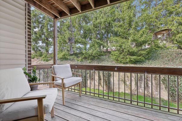 Exterior, Wood Texture Flooring