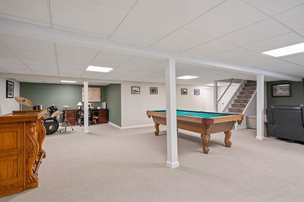 Billiard Table, Game Room, Interior, Recessed Lighting