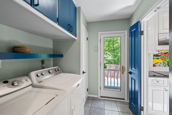 Interior, Washer