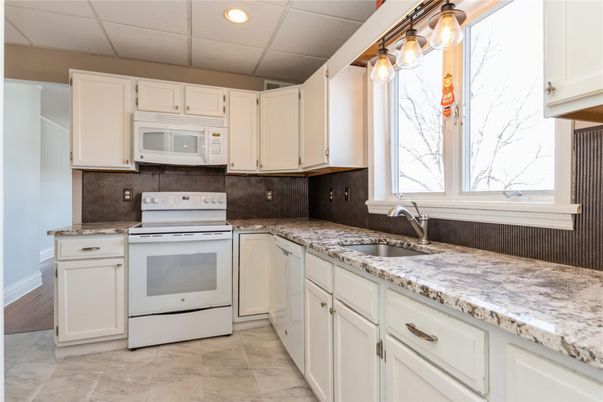 Interior, Kitchen, Recessed Lighting