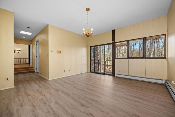 Chandelier, Empty room, Interior, Recessed Lighting, Wood Texture Flooring