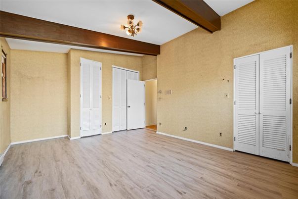 Empty room, Interior, Wooden Beams, Wood Texture Flooring