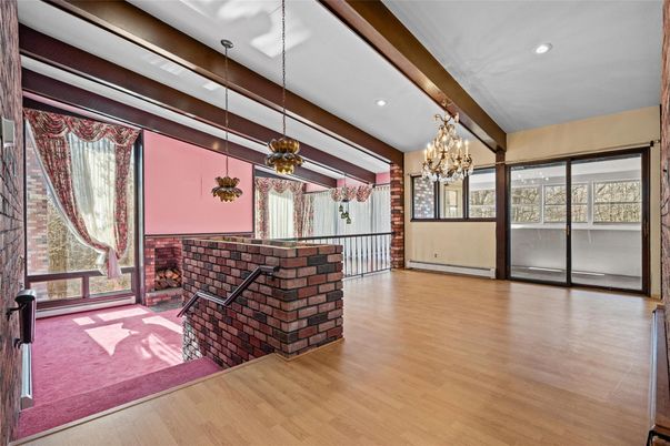 Chandelier, Empty room, Interior, Pendant Lights, Recessed Lighting, Wood Texture Flooring