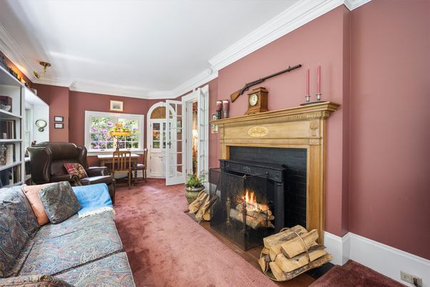 Fireplace, Interior, Living room