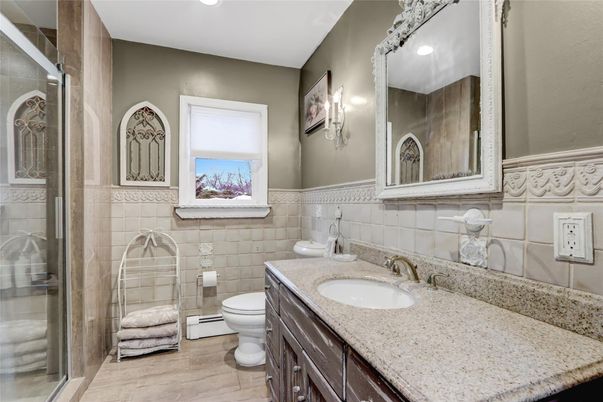 Bathroom, Interior, Recessed Lighting, Wood Texture Flooring