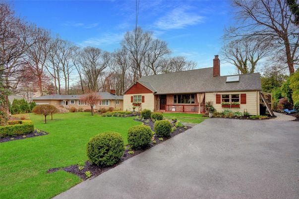 Backyard, Exterior, Facade, Cape Cod
