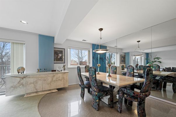 Dining room, Interior, Pendant Lights, Recessed Lighting