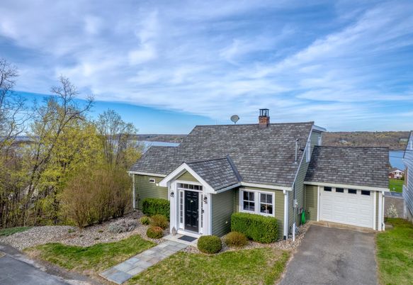 Attached, Exterior, Facade, Cape Cod