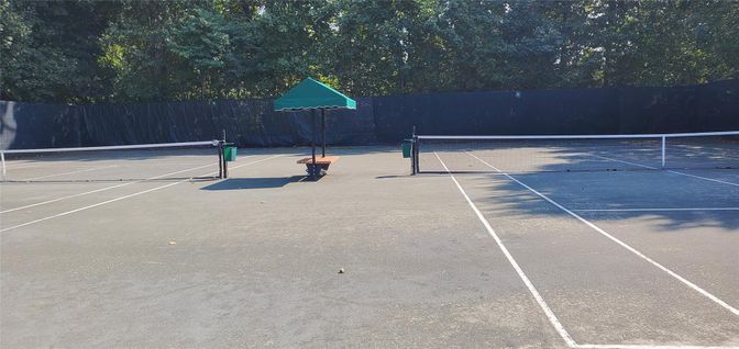 Exterior, Tennis Courts
