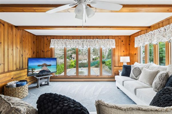 Home Office, Interior, Living room, Wooden Beams, Wooden Walls