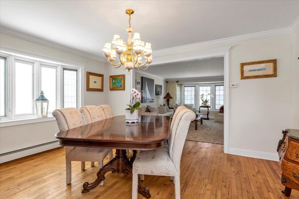 Chandelier, Dining room, Interior, Living room, Wood Texture Flooring
