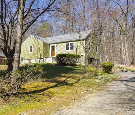 Exterior, Facade, Cape Cod
