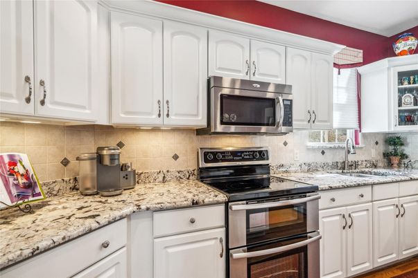 Interior, Kitchen, Stainless Steel Appliances