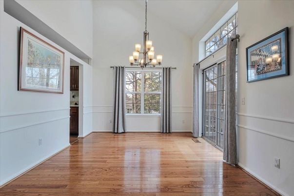 Chandelier, Empty room, Interior, Pendant Lights, Wood Texture Flooring