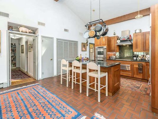 Dining room, Interior, Kitchen, Pendant Lights, Stainless Steel Appliances