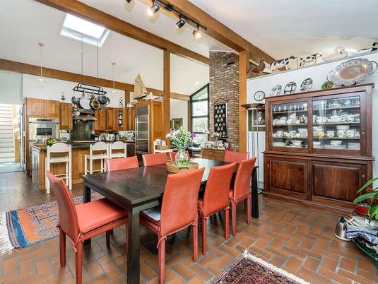 Dining room, Interior, Kitchen, Pendant Lights, Stainless Steel Appliances