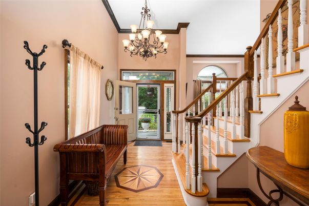 Chandelier, Interior, Wood Texture Flooring