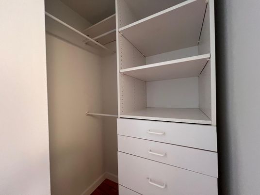 Interior, Walk-in Closets