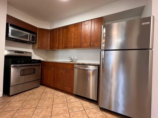 Interior, Kitchen, Stainless Steel Appliances