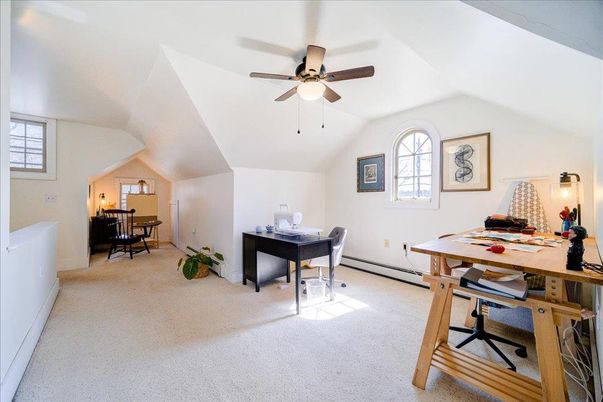 Home Office, Interior