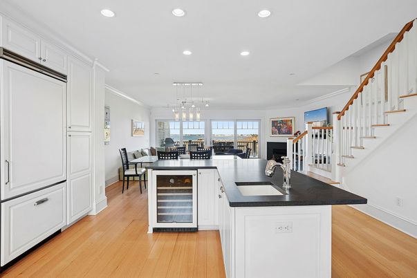 Dining room, Interior, Kitchen, Pendant Lights, Recessed Lighting, Wood Texture Flooring