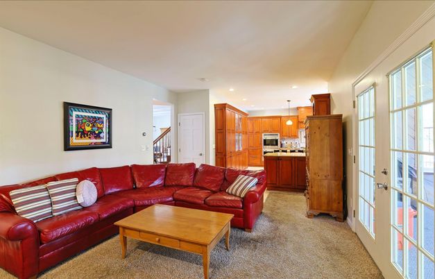 Interior, Kitchen, Living room, Pendant Lights, Recessed Lighting, Stainless Steel Appliances