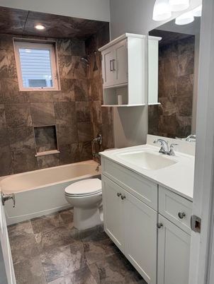 Bathroom, Interior, Recessed Lighting