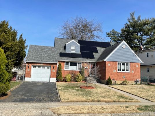 Attached, Exterior, Facade, Brick Facade, Cape Cod