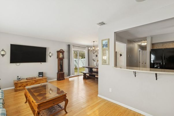Chandelier, Dining room, Interior, Pendant Lights, Wood Texture Flooring