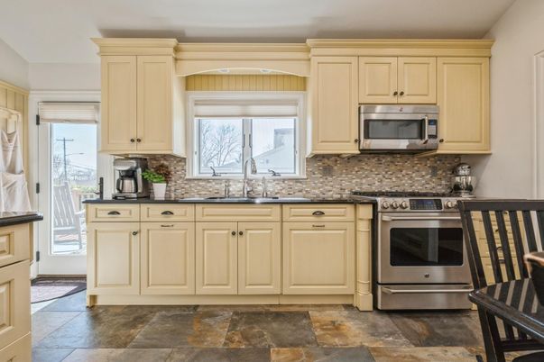 Interior, Kitchen, Stainless Steel Appliances