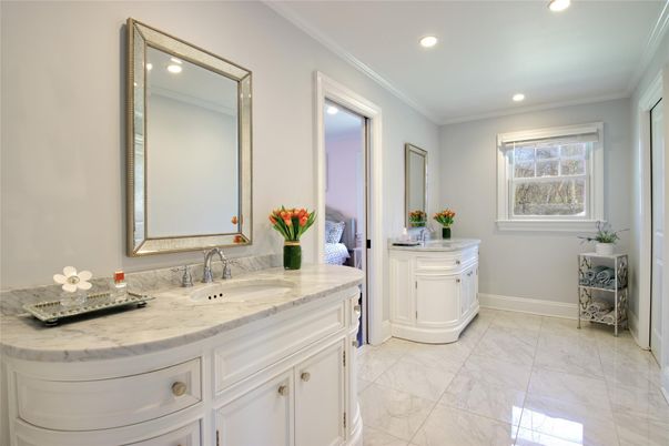 Bathroom, Dual Sink Vanities, Interior, Marble, Recessed Lighting