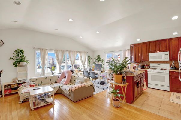 Interior, Kitchen, Living room, Recessed Lighting, Wood Texture Flooring