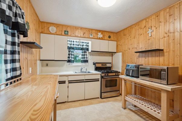 Interior, Kitchen, Wooden Walls