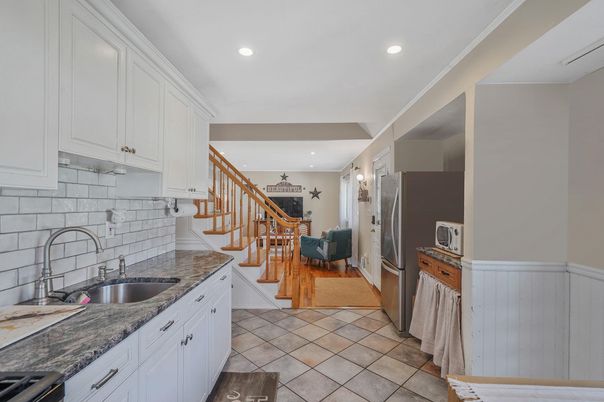 Interior, Kitchen, Living room, Recessed Lighting