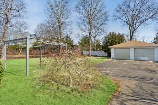 Backyard, Detached Garage, Exterior