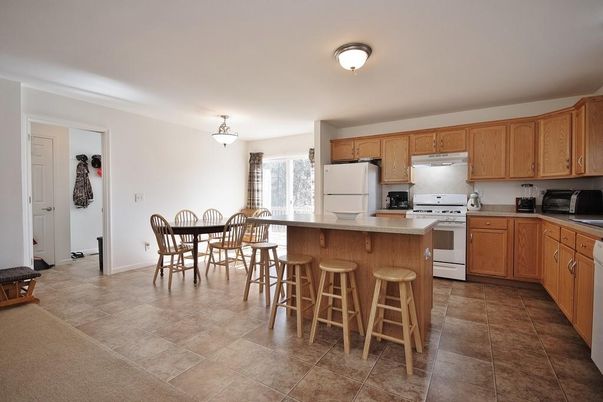 Dining room, Interior, Kitchen, Stainless Steel Appliances