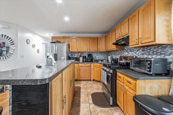 Interior, Kitchen, Recessed Lighting
