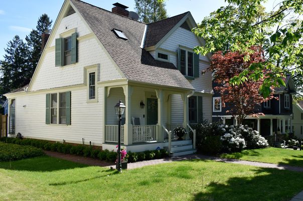 Exterior, Facade, Farmhouse