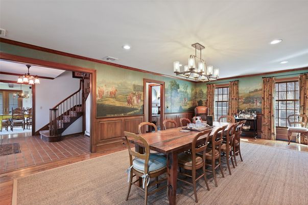 Chandelier, Dining room, Interior, Recessed Lighting, Wood Texture Flooring
