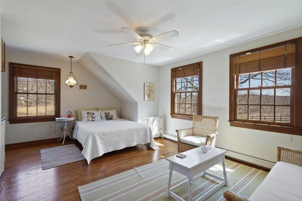 Bedroom, Interior, Pendant Lights, Wood Texture Flooring