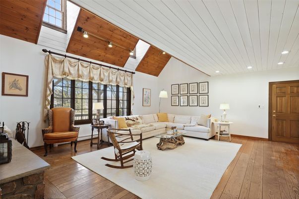 Interior, Living room, Recessed Lighting, Wooden Ceilings, Wood Texture Flooring