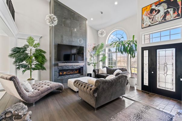 Fireplace, Interior, Living room, Pendant Lights, Recessed Lighting, Wood Texture Flooring