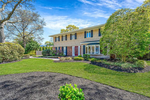 Backyard, Exterior, Facade, Brick Facade, Georgian