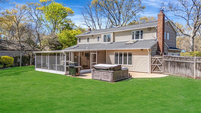 Backyard, Exterior, Hot Tub